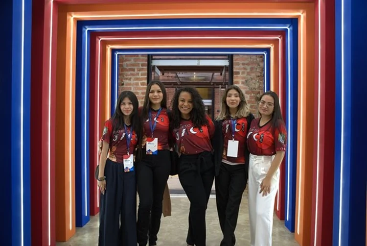 O projeto voltado para a dignidade menstrual foi finalista do Solve for Tomorrow 2024, programa global da Samsung