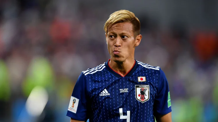 Keisuke Honda, ex-jogador de futebol, lidera fundo de investimento que busca revolucionar o setor de startups no Japão, com foco em inteligência artificial. (FIFA/Divulgação)