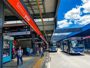 Imagem referente à matéria: Seis capitais têm reajustes nas passagens de ônibus em 2025; veja preço por cidade