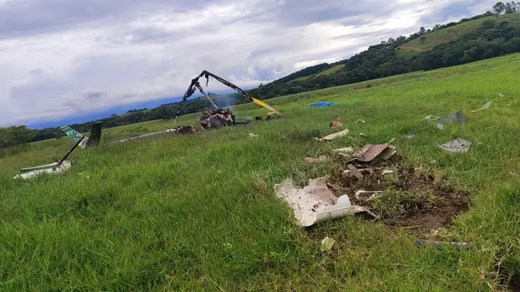 Queda de Helicóptero: piloto e dois funcionários da fazenda morreram após aeronave cair (Redes Sociais/Reprodução)