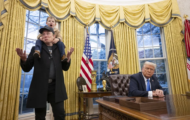 X Æ A-Xii: filho de Elon Musk rouba a cena em encontro com Trump (AFP)