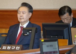 Imagem referente à matéria: Começou hoje o julgamento criminal contra o presidente deposto da Coreia do Sul