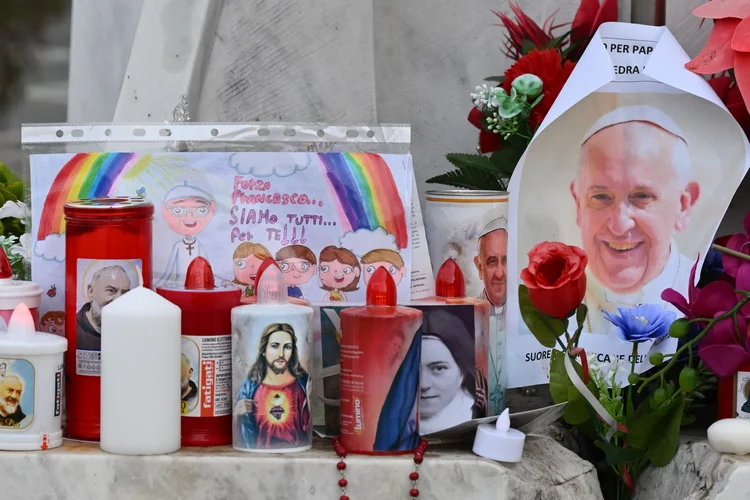 Vaticano atualiza estado de saúde do Papa Francisco (Alberto PIZZOLI/AFP)