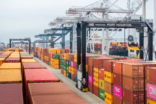 Imagem referente à matéria: Exportações do Brasil para os EUA caem 20% em setembro; mas vendas para China e UE aumentam