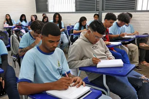 Imagem referente à matéria: Justiça invalida leilões de escolas do governo de São Paulo