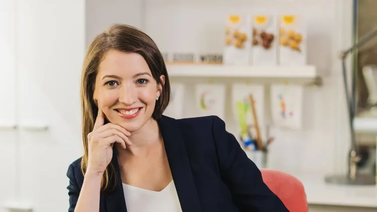 Katlin Smith é a fundadora e CEO da Simple Mills (Simple Mills/Reprodução)