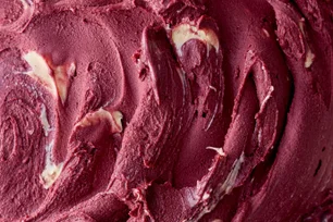 Imagem referente à matéria: Com tarifas de 50% ao Brasil, consumidores de açaí nos EUA serão afetados com alta dos preços