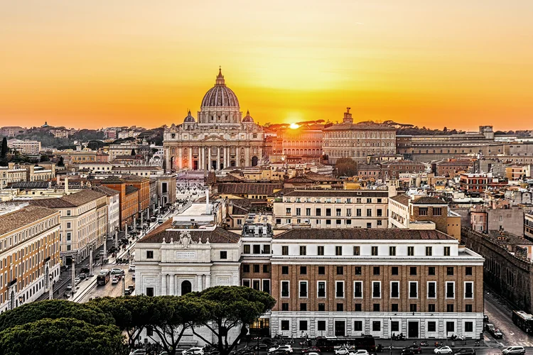 Cultura e vivências locais: destinos clássicos, como Itália, estão entre os mais procurados pelo público sênior para viagens internacionais (Alexander Spatari/Getty Images)