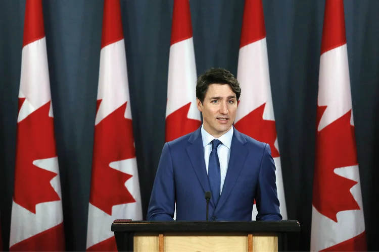 Justin Trudeau, líder dos Liberais, é premiê desde 2015. Anunciou em janeiro que renunciará e será substituído por outro colega de partido (Dave Chan/Getty Images)