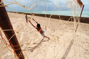 Cidades chinesas usam futebol amador para atrair turistas e movimentar a economia
