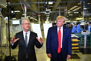 Apple anuncia investimento de US$ 500 bilhões nos EUA em meio às tarifas de Trump