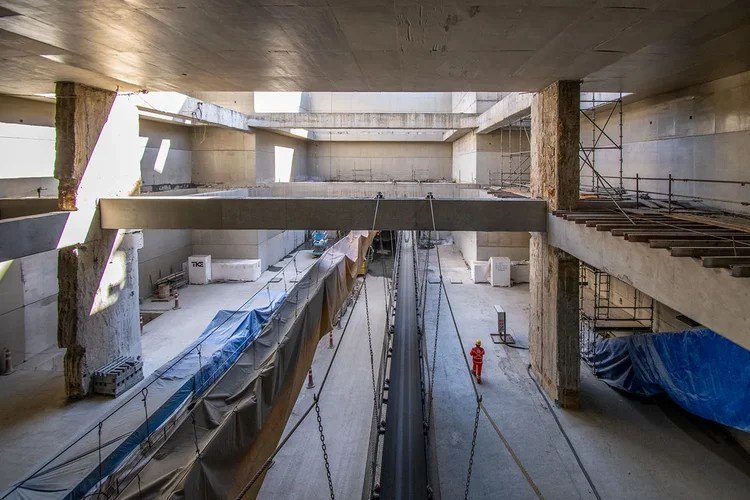 Juros dificultam projetos, mas não assustam, diz diretor da construtora da Linha 6 do metrô de SP