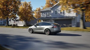 Imagem referente à matéria: Tesla aumenta preço do Model X em US$ 5.000 nos EUA com mercado aquecido