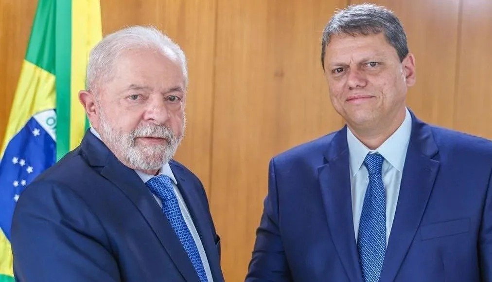 Lula se reúne com Tarcísio para falar sobre túnel Santos-Guarujá