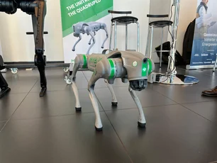 Imagem referente à matéria: Exoesqueleto, cachorro-robô e gêmeos digitais serão destaque da maior feira industrial da Alemanha