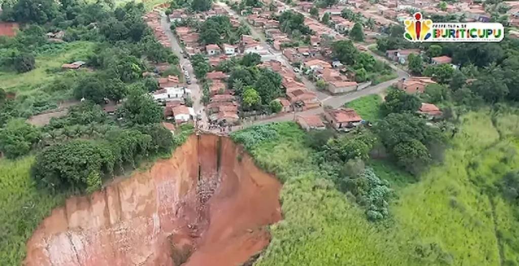 Imagem referente à notícia: Cidade do Maranhão decreta calamidade pública por conta de voçorocas