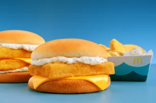 McFish volta ao cardápio do McDonald’s com novidades: batatas rústicas e Duolingo