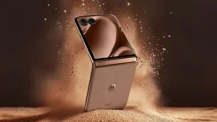 Imagem referente à matéria: Cor do ano 2025: Motorola lança smartphones em Mocha Mousse