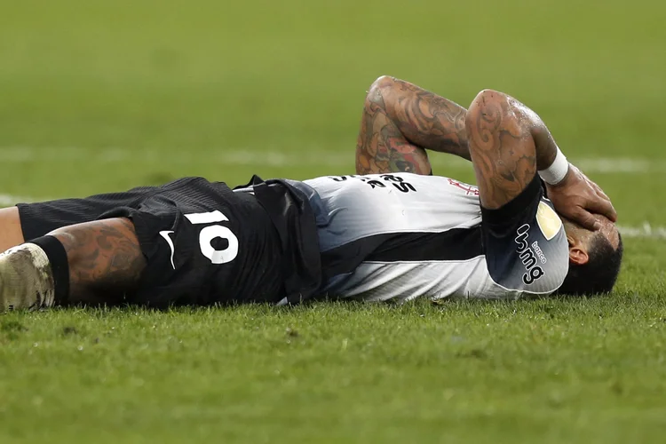 Confronto marcou a terceira vez que o Corinthians cai antes da fase de grupos da Libertadores (AFP)