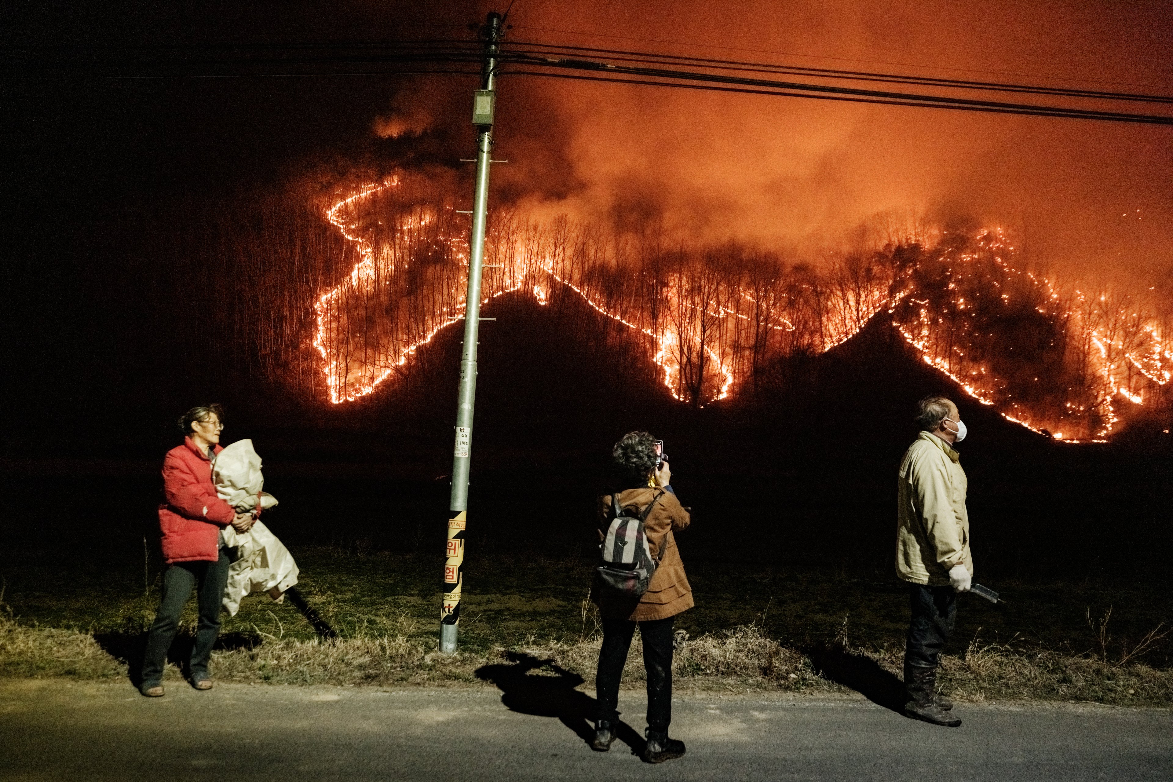 Incêndios na Coreia do Sul deixam quatro mortos e milhares de desabrigados