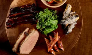 Imagem referente à matéria: Os 2 motivos que fizeram chef premiado transformar o porco preto na estrela do seu menu