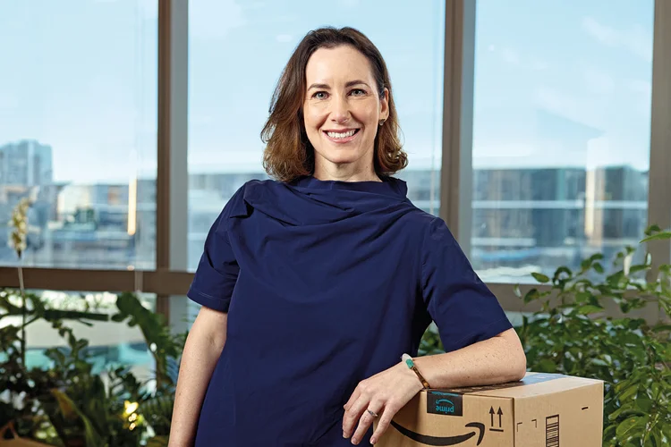 Juliana Sztrajtman, CEO da Amazon Brasil: “O consumidor quer conveniência. Quando ele encontra variedade, preço competitivo e entrega rápida, ele passa a comprar tudo online” (Amazon/Divulgação)
