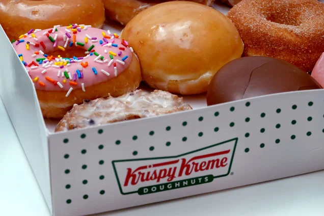 Imagem referente à notícia: Donuts fresquinhos em São Paulo: os detalhes da chegada da Krispy Kreme ao Brasil