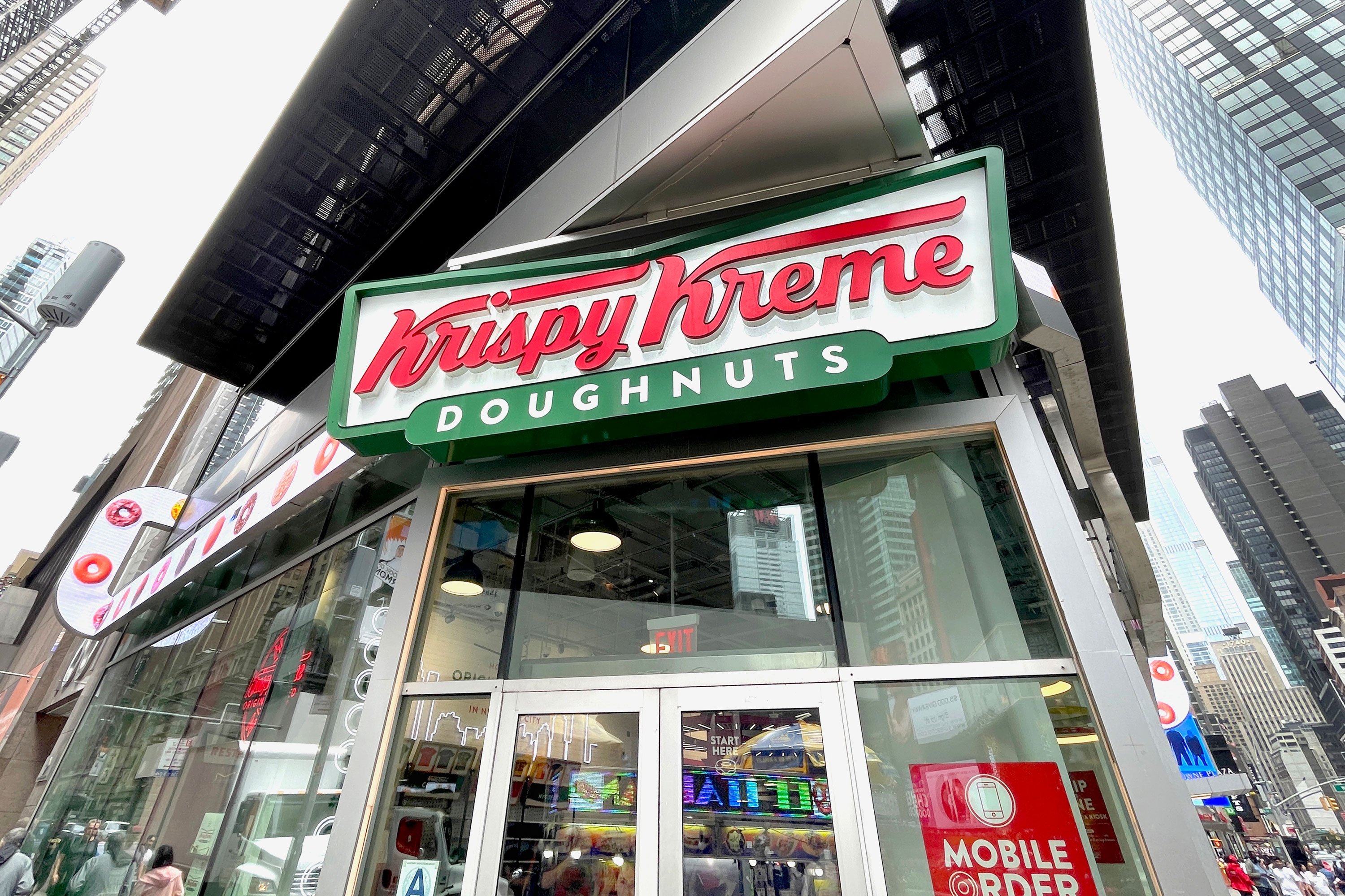 O que é a Krispy Kreme, famosa rede de fast-food dos EUA que chega ao Brasil