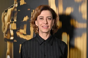 Fernanda Torres será estrela em 'Os Corretores', tragicomédia dirigida pelo próprio marido