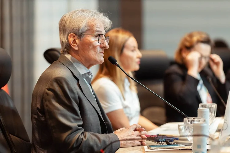 Valter Correia, secretário extraordinário para a COP 30, anuncia antecipação da Cúpula de Chefes de Estado entre nos dias 6 e 7 de novembro de 2025, em Belém. (Isabela Castillo / COP30 Amazônia/Divulgação)