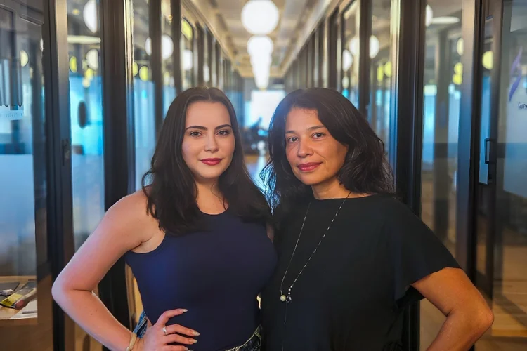 Letícia Parreira e Clarissa Vieira, da Quill: 