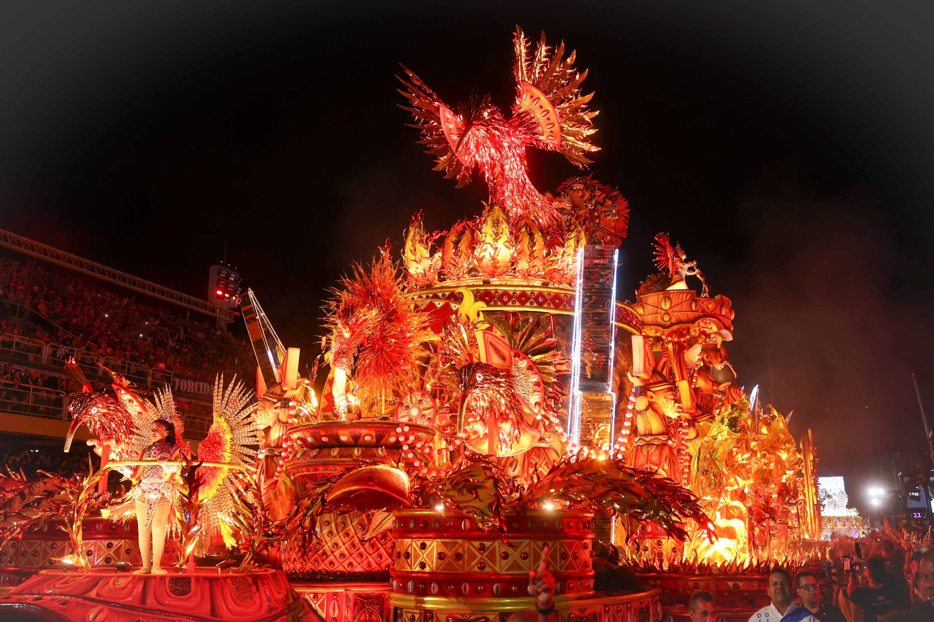 Rio de Janeiro (RJ), 03/03/2025 – Beija-Flor de Nilópolis desfila no segundo dia de carnaval do grupo Especial na Marquês de Sapucaí, na região central do Rio de Janeiro. Foto: Tomaz Silva/Agência Brasil