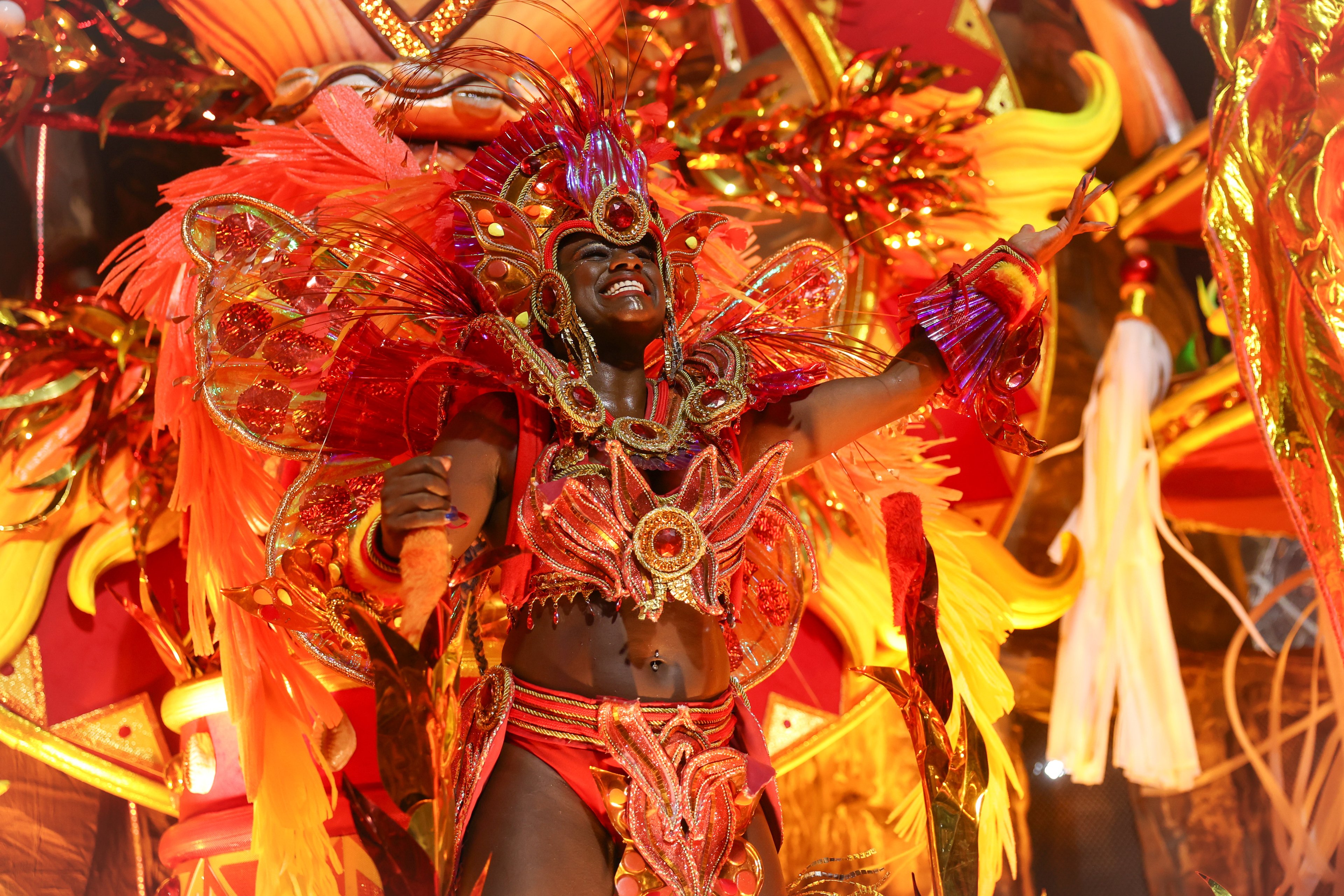 Rio de Janeiro (RJ), 03/03/2025 – Beija-Flor de Nilópolis desfila no segundo dia de carnaval do grupo Especial na Marquês de Sapucaí, na região central do Rio de Janeiro. Foto: Tomaz Silva/Agência Brasil