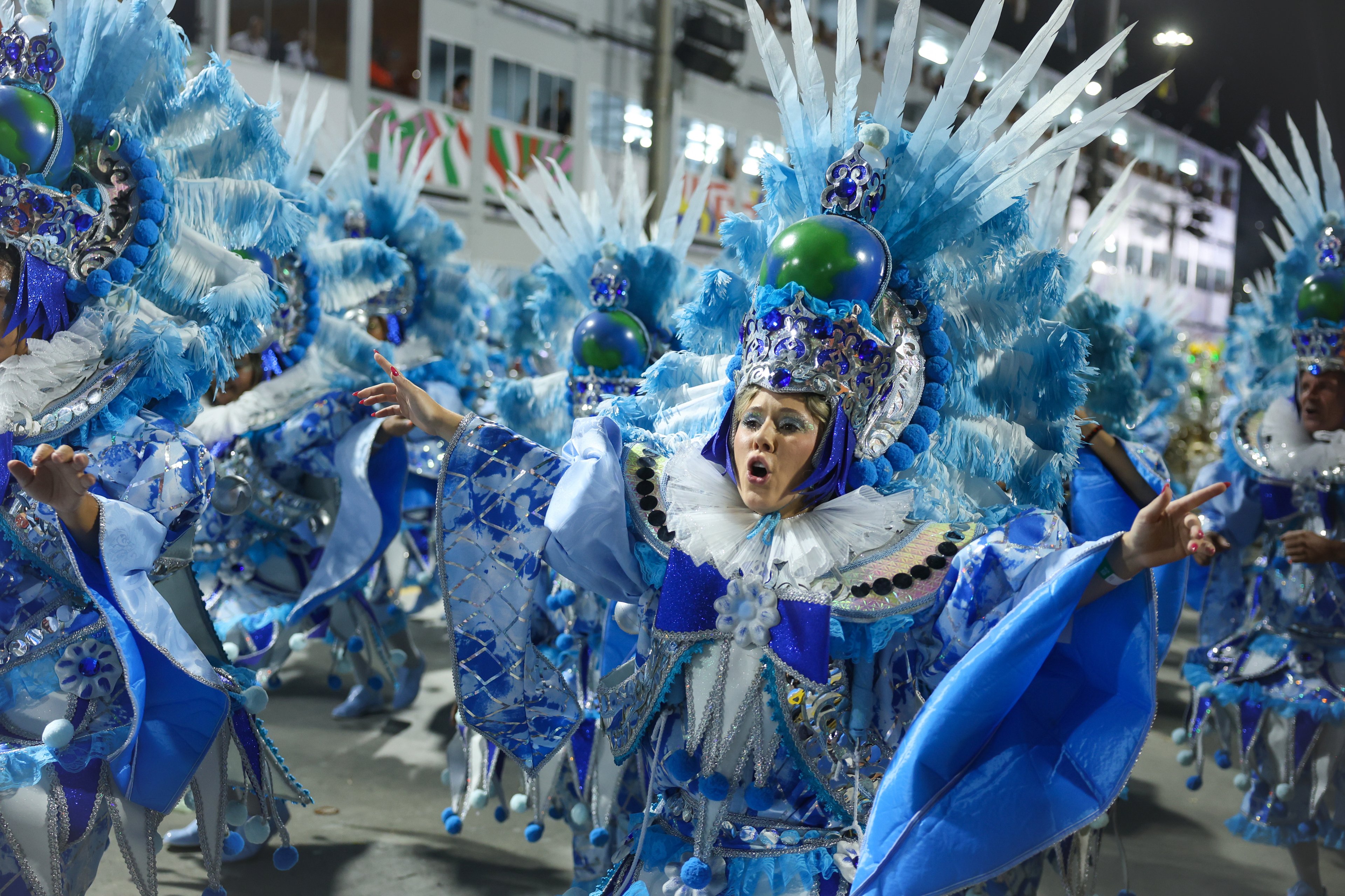 Carnaval 2025 no RJ: quando será o desfile das campeãs? Veja escolas, horários e como assistir