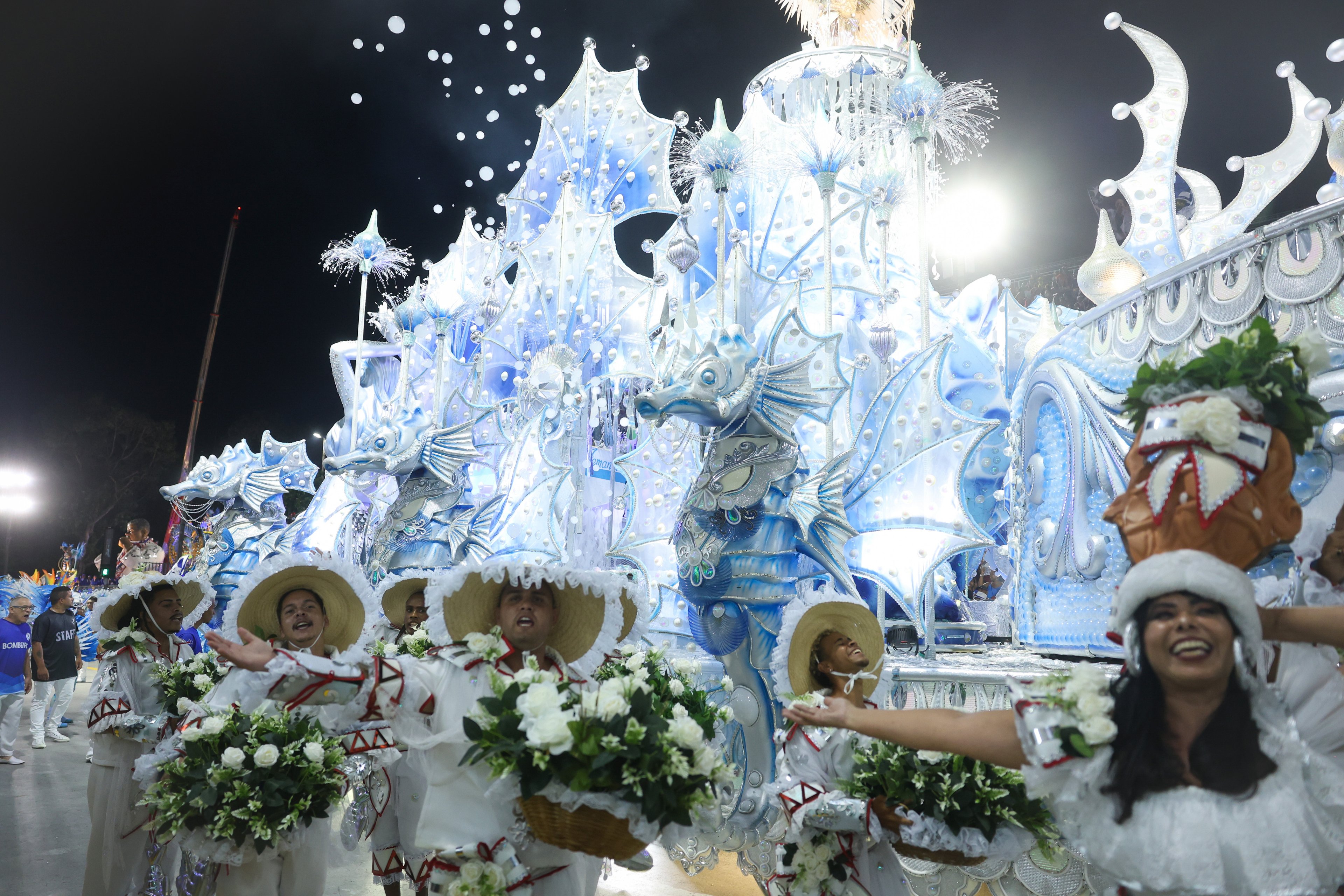 Galeria de fotos de Beija-Flor é campeã do Carnaval de 2025; veja como foi o desfile