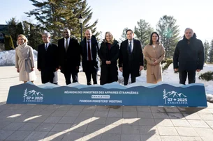 G7 ameaça Rússia com sanções caso não aceite trégua na Ucrânia