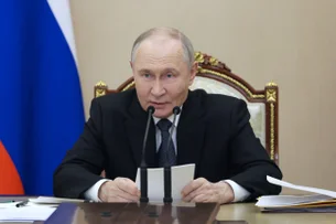 Putin propõe marcar conversas de paz diretas com Ucrânia em 15 de maio