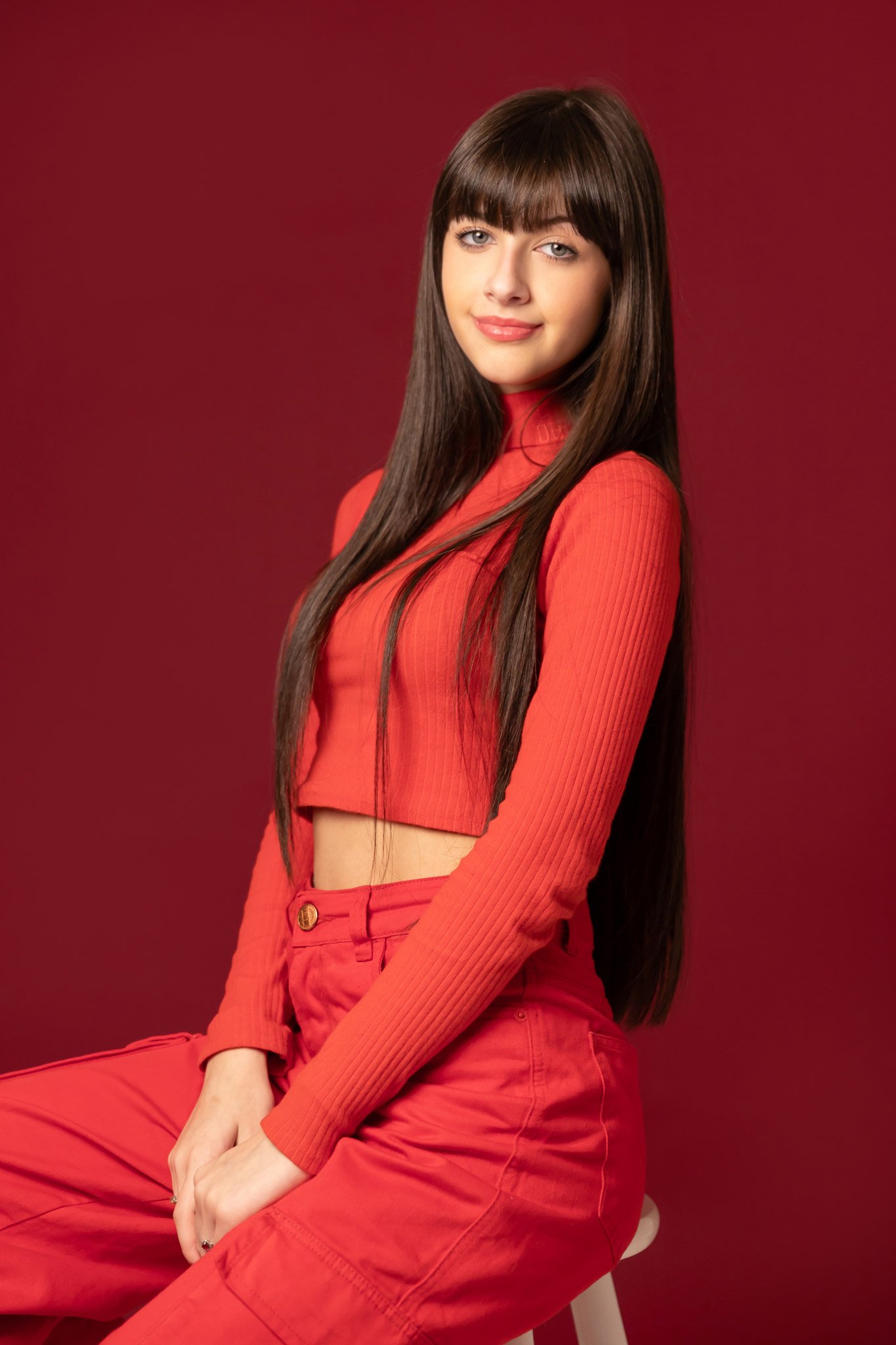 Giovanna Alparone, atriz do canal Luccas Neto