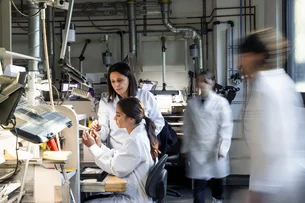 Conheça os detalhes da nova fábrica de joias da Bvlgari inaugurada na Lombardia