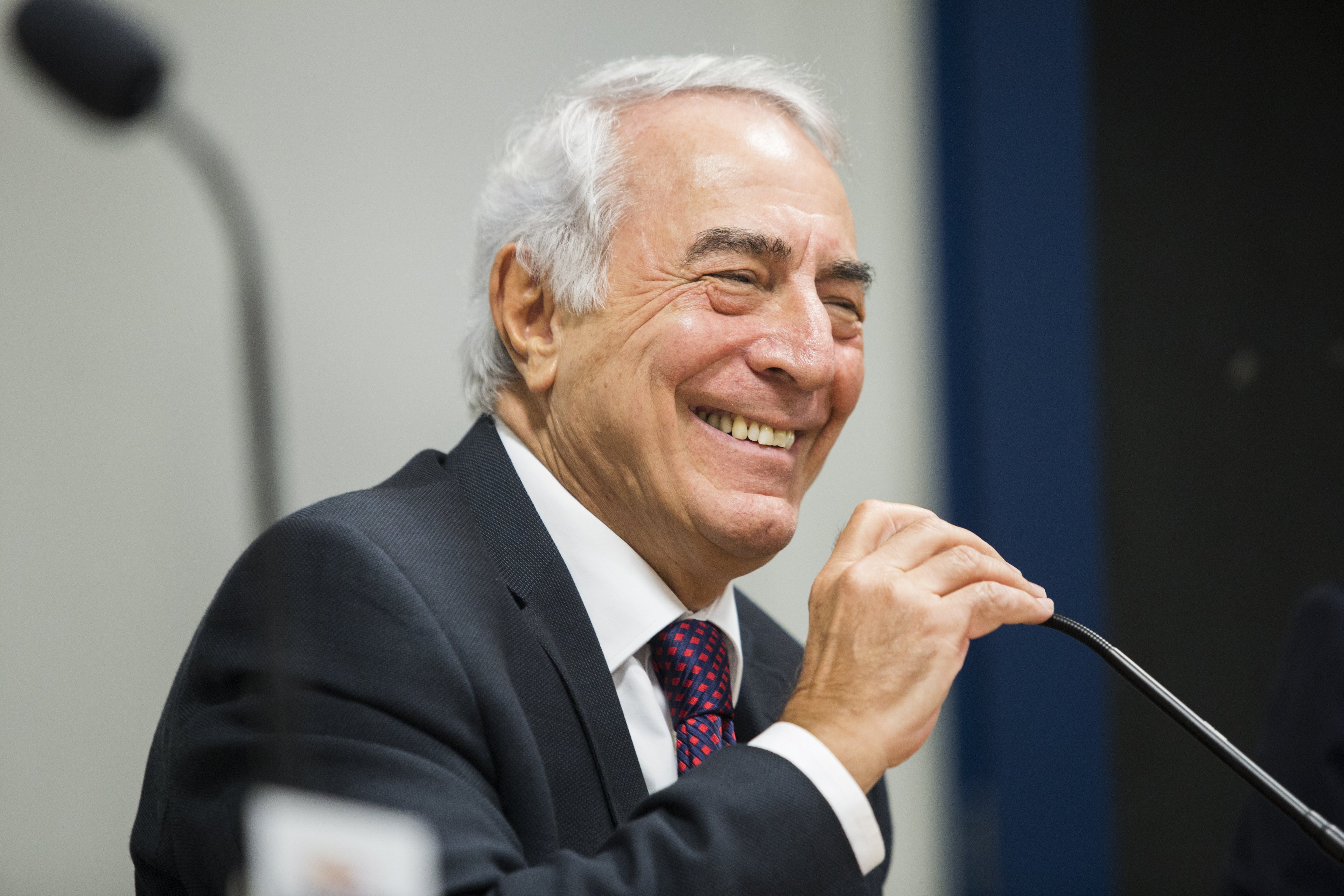 Livro sobre Direito Internacional é lançado em homenagem ao professor Francisco Rezek