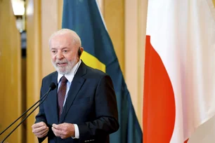 Imagem referente à matéria: Lula sanciona Orçamento de 2025 com superávit de R$ 14,5 bilhões e mais recursos para emendas e MCMV