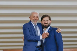 Imagem referente à matéria: Lula recebe Boric e diz que não quer 'Guerra Fria e ter que escolher entre Estados Unidos e China'