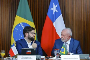 Lula e Boric defendem multilateralismo e união entre os latino-americanos, em reunião em Brasília