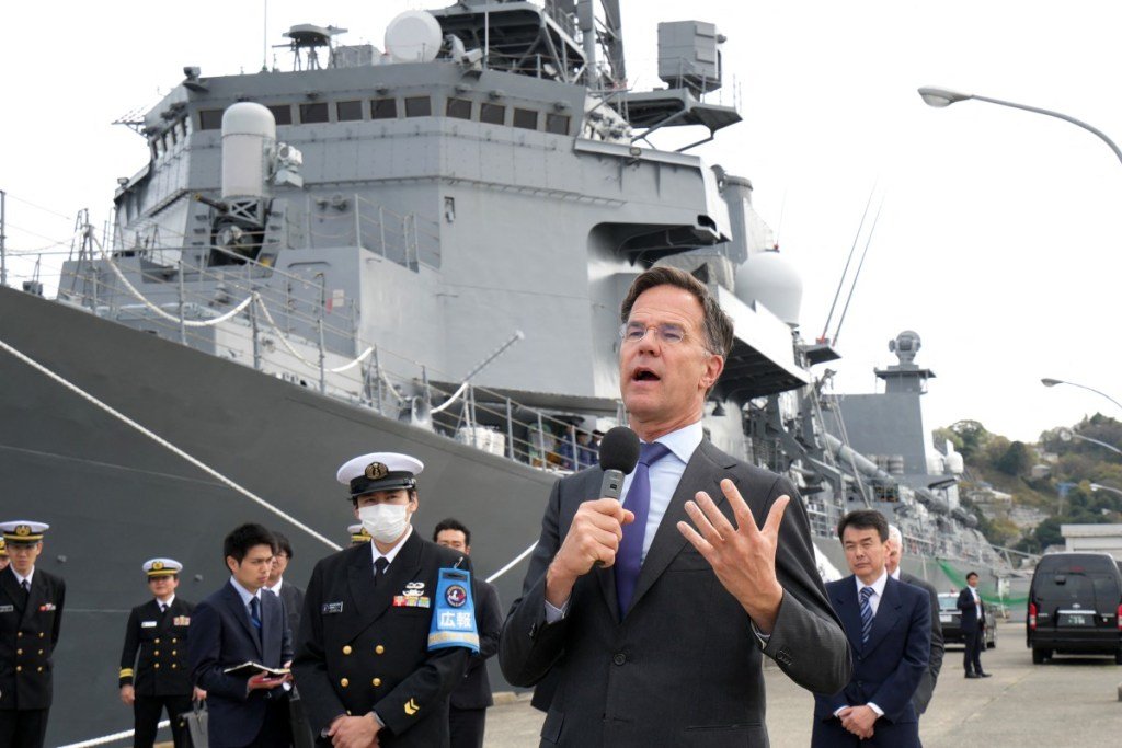 Mark Rutte: expansão militar da China é 