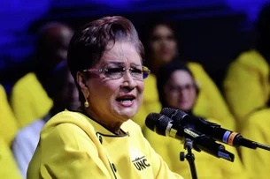 Oposição vence eleições em Trinidad e Tobago e Persad-Bissessar retorna ao poder