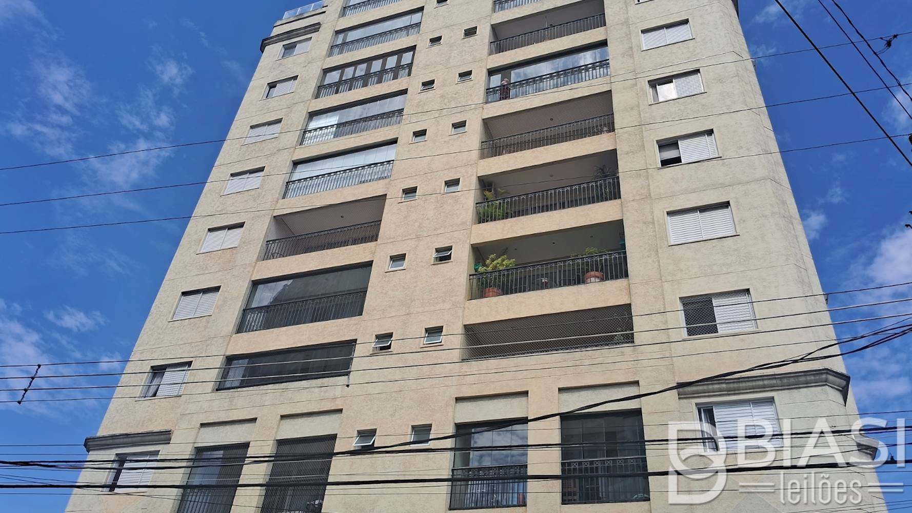 Banco Itaú promove leilão de 171 imóveis com lances a partir de R$ 27 mil
