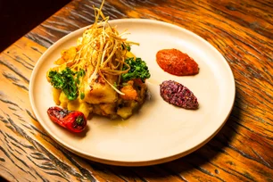 Imagem referente à matéria: Páscoa em casa: chefs dão dicas e receitas de como preparar bacalhau