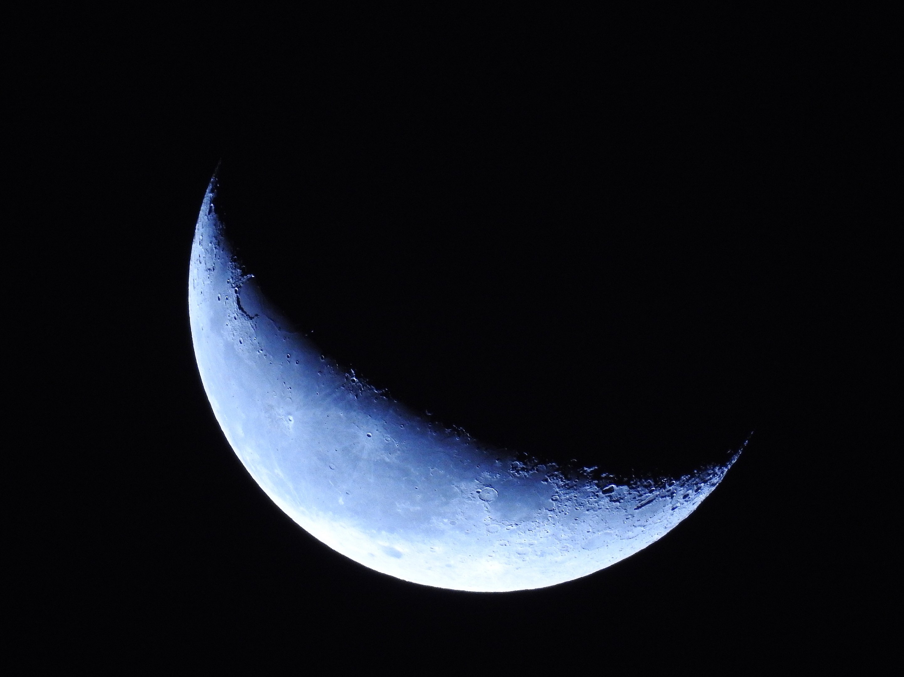 Qual a fase da Lua de hoje, 16 de abril de 2025?