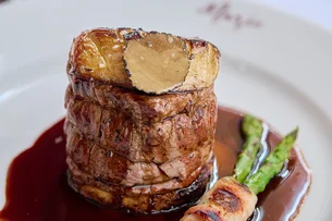 O melhor restaurante de Brasília segundo ranking EXAME Casual 2025