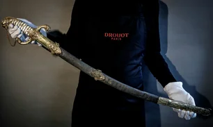 Imagem referente à matéria: Sabre de Napoleão será leiloado em Paris